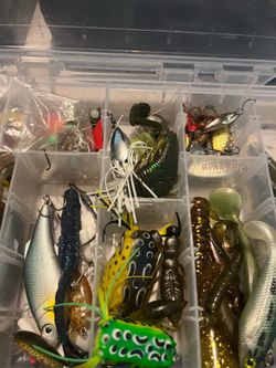 Tackle box for bass fishing
