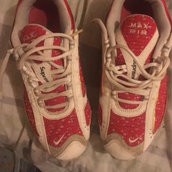 Air Max Supreme Sz 9
