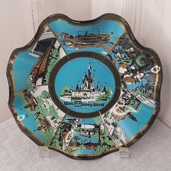 Vintage 1970s Walt Disney World Magic Kingdom Scalloped Glass Souvenir Dish