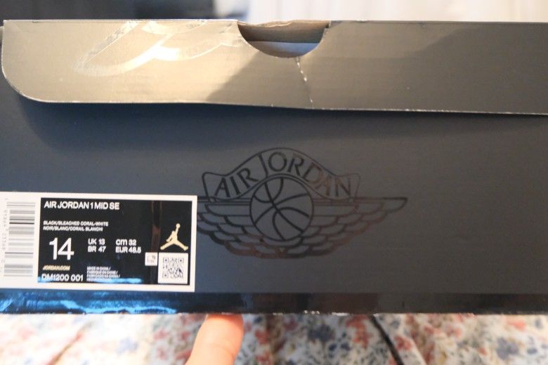 Air Jordan 1 Mid Black / Bleached Coral Size 14