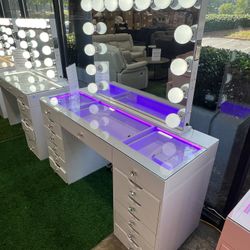 Makeup vanity With 13 drawers And LED Mirror