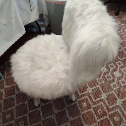 White Fur Accent Chair 