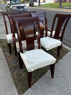 Free table and 6 chairs