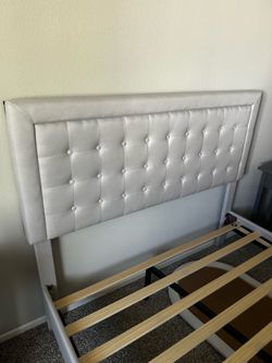 Full size bed with mattress