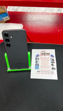 Samsung Galaxy S24 FE with one month of service