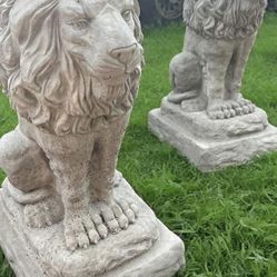 Large Solid Concrete Lion Statues/free Delivery