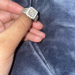 RING; Wedding ring , good condition 