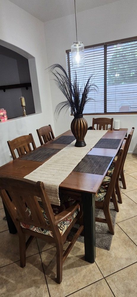 Tres Amigos Kitchen Table