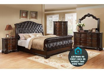 5 Piece Bedroom Set HUGE DISCOUNT