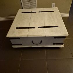 COFFEE TABLE/END TABLES