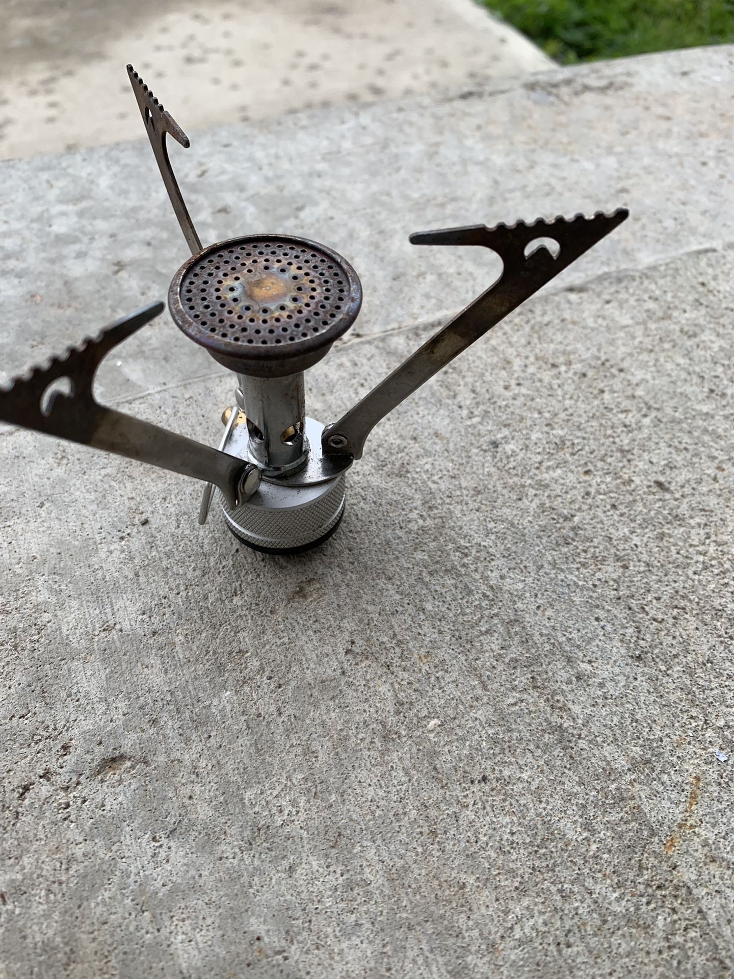 Camping stove