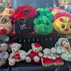 Valentine's Stuffed Animals Very Beautiful