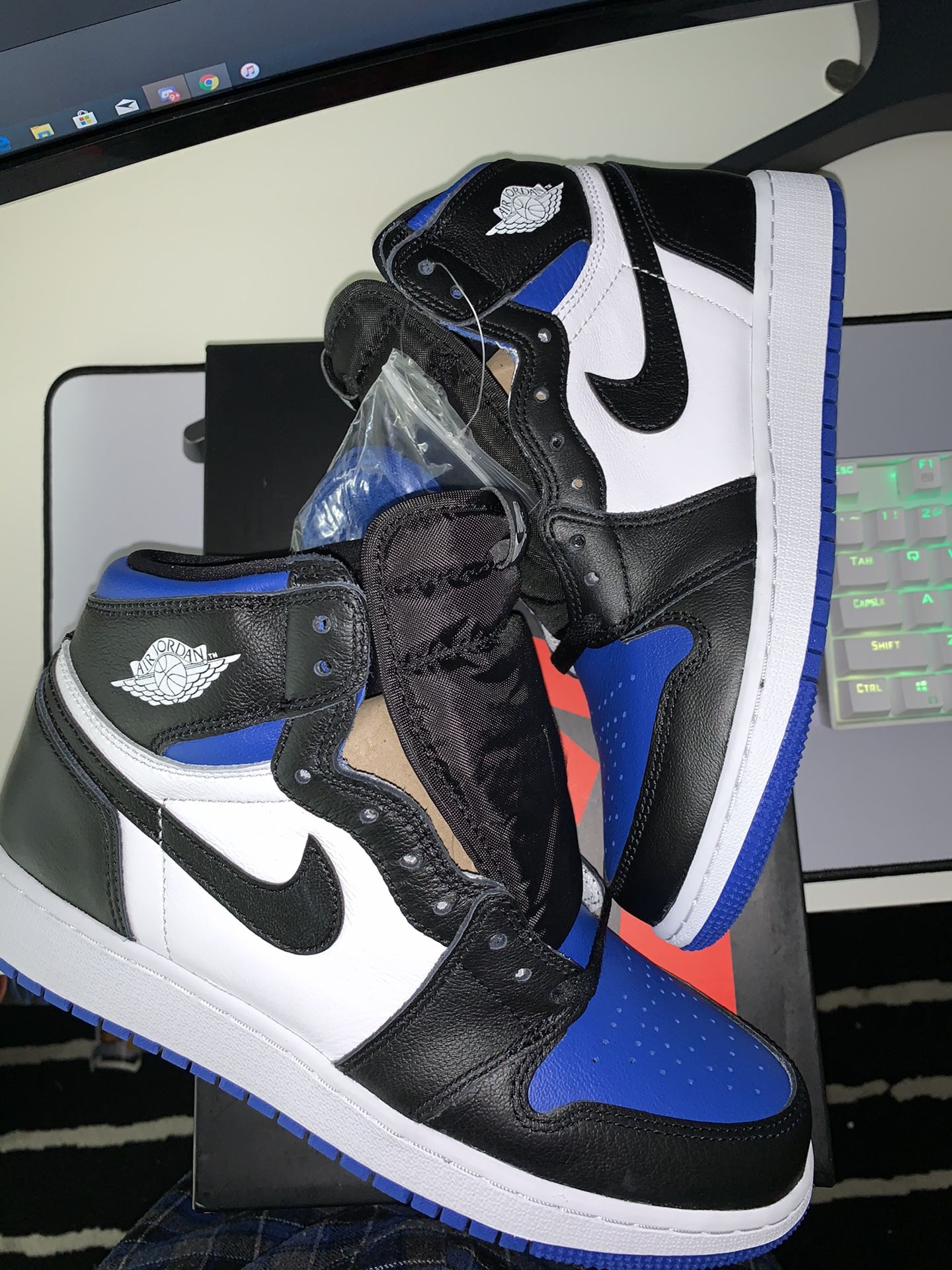 Jordan 1 Royal Toes