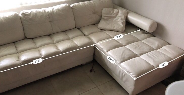 White Japanese Leather Couch 🛋