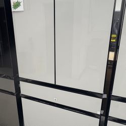 SAMSUNG Bespoke 23 cu.ft. 4-Door French Door Smart Refrigerator