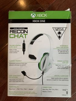 Xbox One Recon Chat Headset by Turtle Beach, white/green, new in beat up box Thumbnail