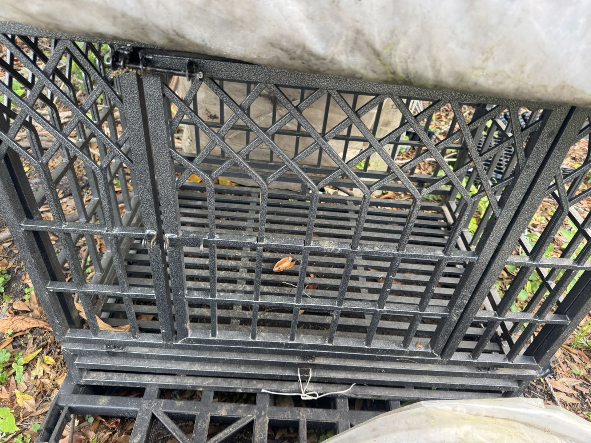 Heavy Duty Metal Dog Crate Large