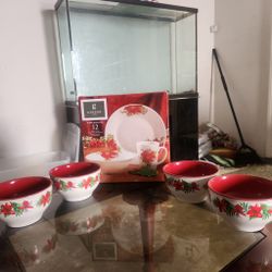 Poinsettia flower plates