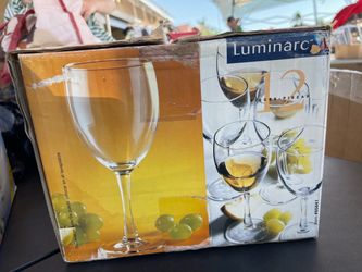 13 101/2 oz. Goblets. Lumibarc