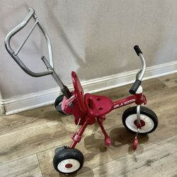 Radio Flyer Tricycle 💵  Radio Flyer Triciclo 