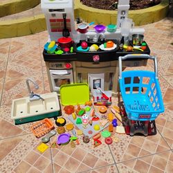 Toy Kitchen 