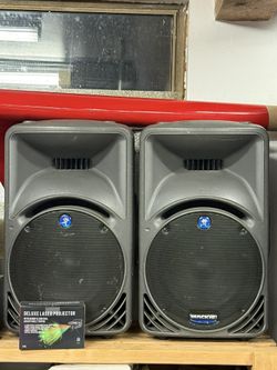 Mackie SRM 450 Event Speakers Work Perfectly. LOUD!