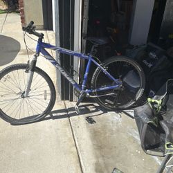 Rockhopper Bike Specialized