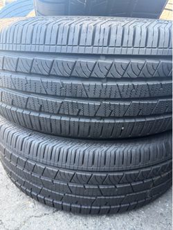 (2) 235/60R18 PAIR OF SEMI NEW TIRES CONTINENTAL 90% LIFE !!