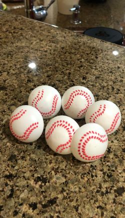 6 Baseball cake/cupcake decorations