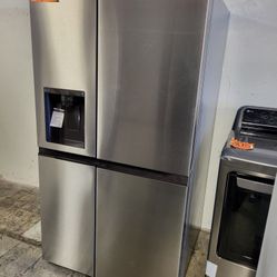 LG ThinQ Side By Side Refrigerator With Craft Ice Maker 27 Cubic Feet DBHG