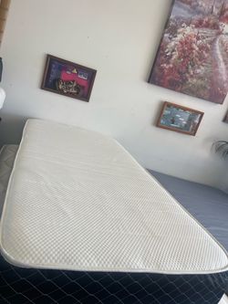 Twin mattress