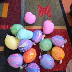 Squeezy Viral jumbo eggs carrots and ducks