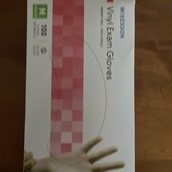 18 full box of Vinyl gloves