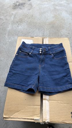 Women shorts