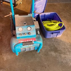 Makita Job site Dual Compressor 