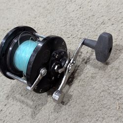 VINTAGE PENN DELMAR NO 285 SALTWATER FISHING REEL