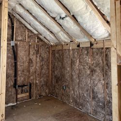 Sprayfoam , Blowin And Batts Insulation 