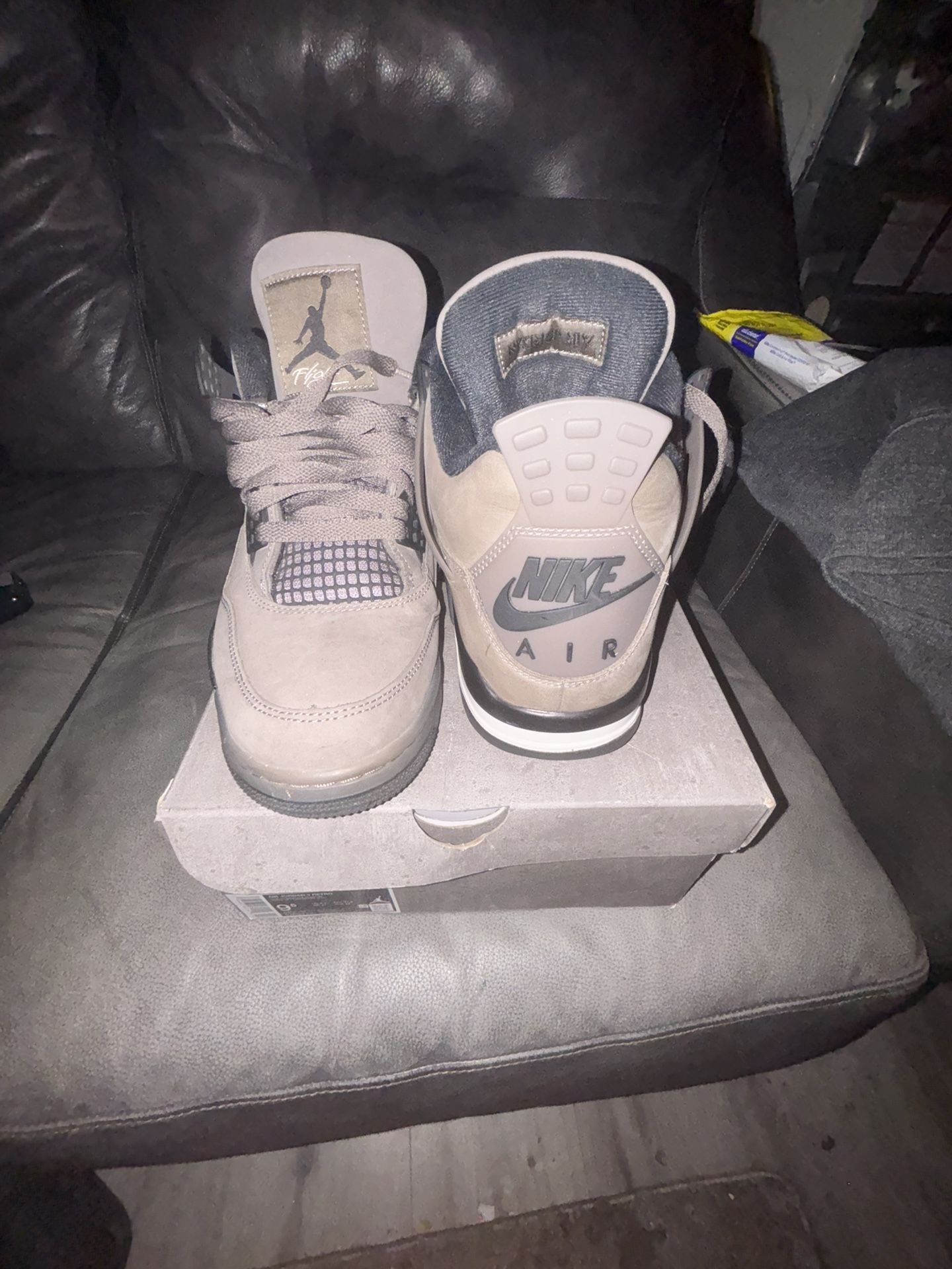 Air Jordan 4 Cave stone Retro