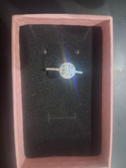 Mossindite s925 certified halo ring