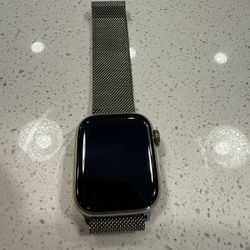 Apple Watch Series 7 41mm Gold Milanese