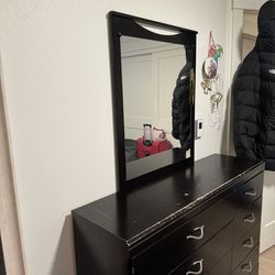 Dresser,Night Stand And Mirror 