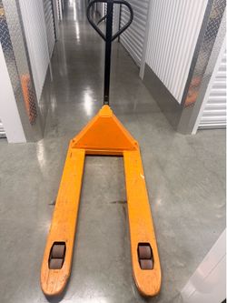 Pallet jack