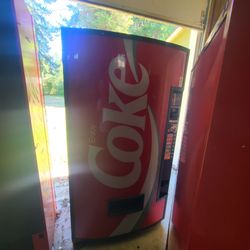 Vending machines $600-$900