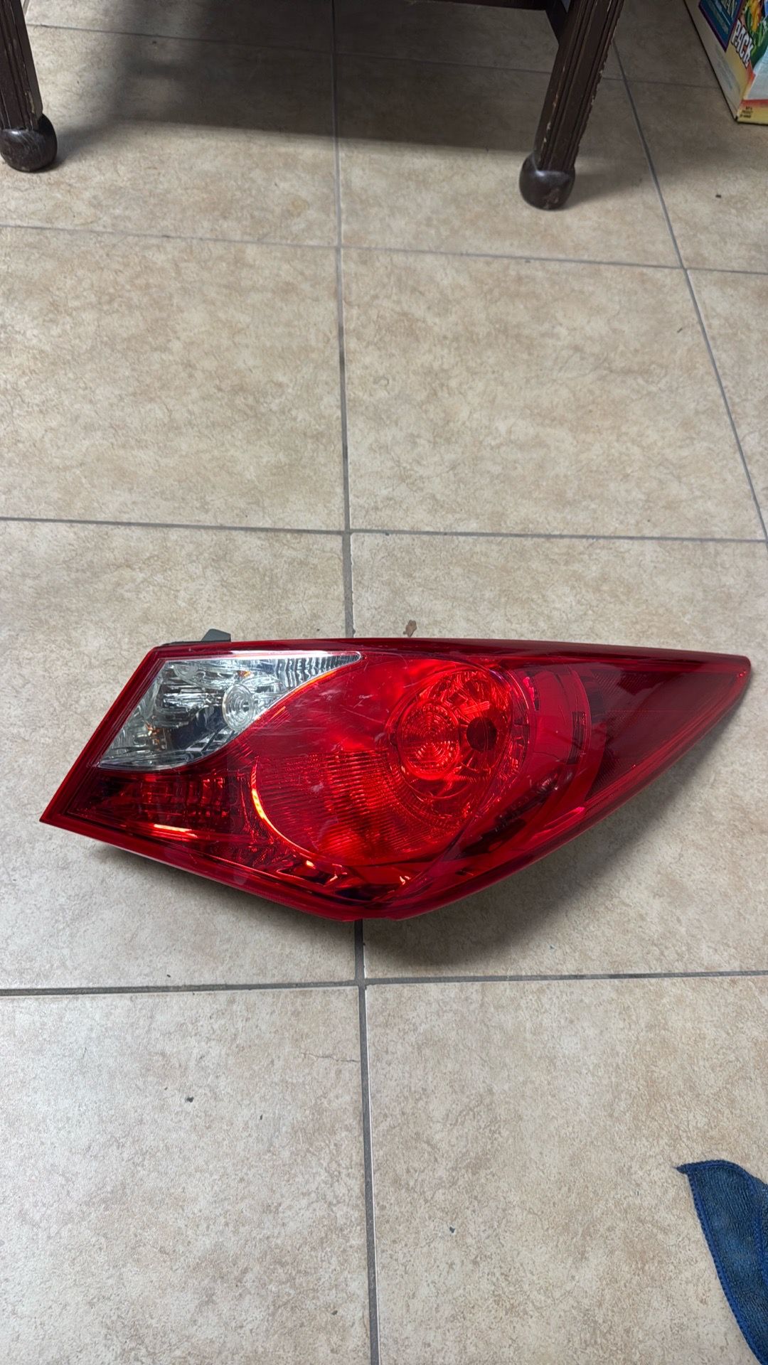 Hyundai Sonata tail lights