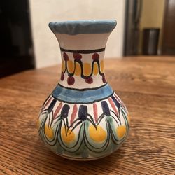 Mexican Pottery Vase 5” Tall