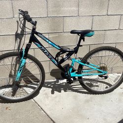 26” Mountain Huffy Trial Runner Dual Suspencion Technology Bike For Mens 6 Speeds Excellent Condition $150