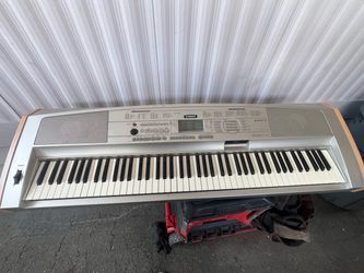 Yamaha piano dgx-500