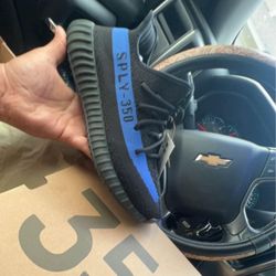 Adidas Yeezy Boost 350 V2 Dazzling Blue
