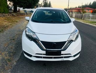 2019 Nissan versa