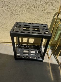 Plastic shelf
